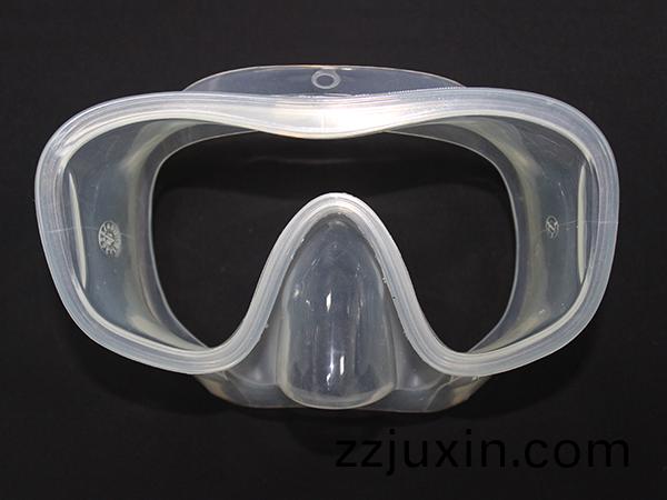 潛水(shui)用(yong)品(pin)案例3