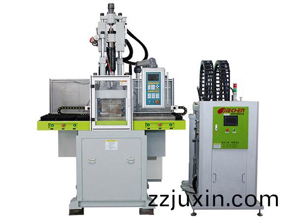 液態硅膠註射成型機.JPG